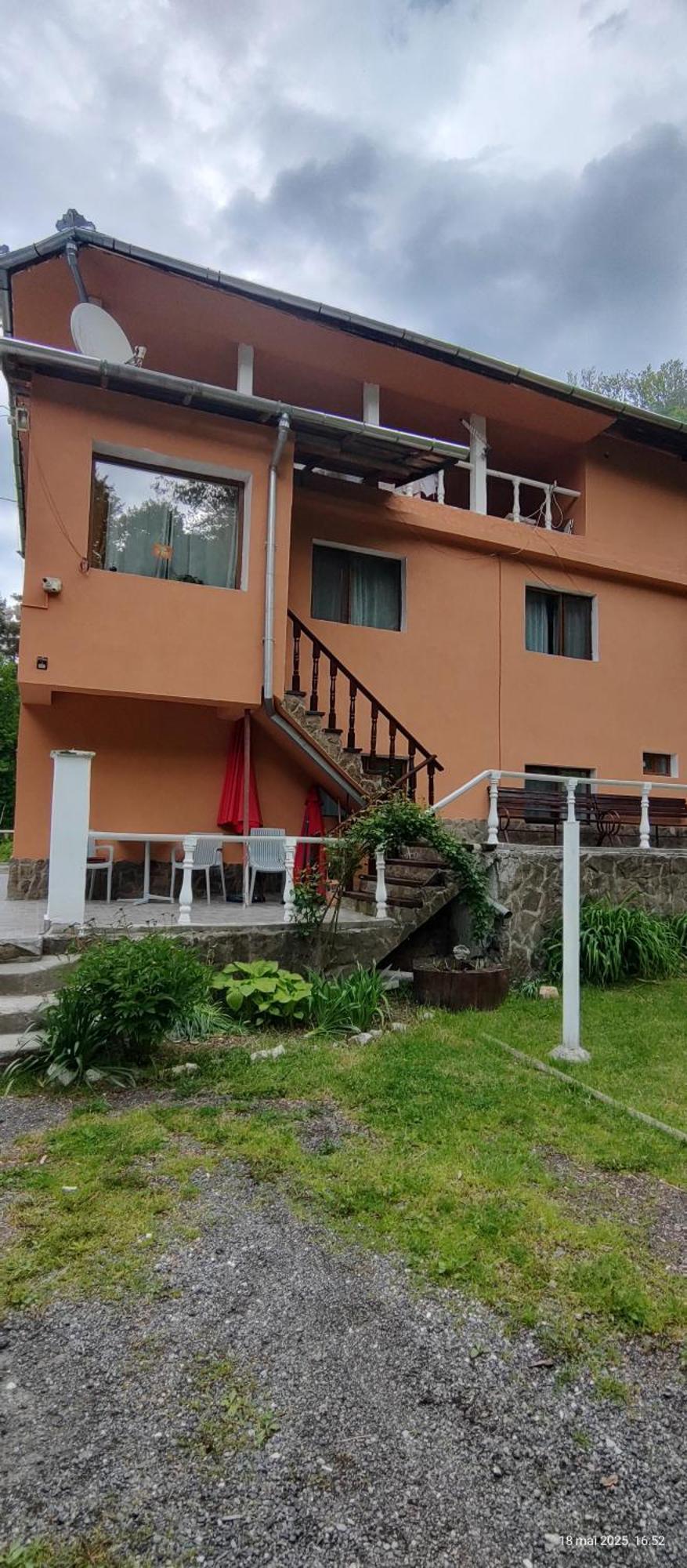 Cabana Cerbu Bozovici Buitenkant foto